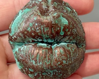 kiss