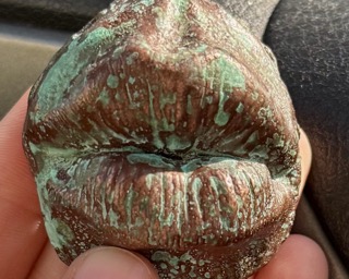 kiss